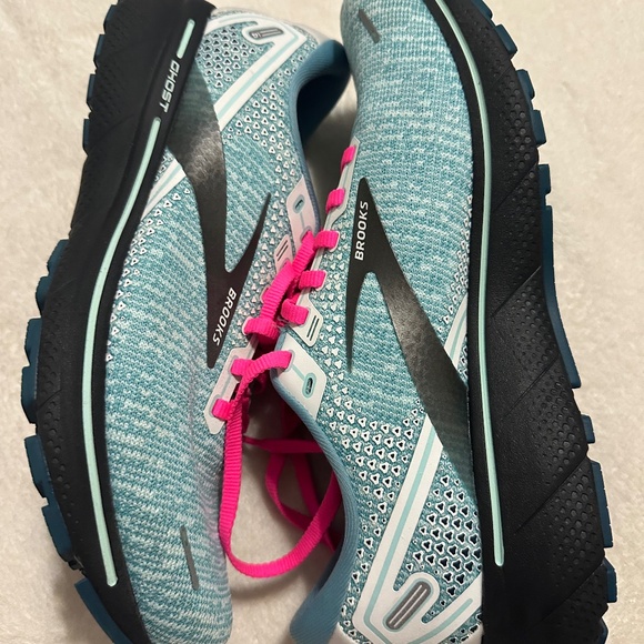 Brooks Ghost 14 - Picture 1 of 4